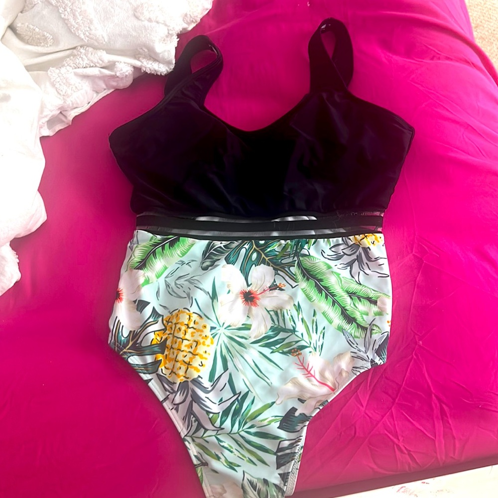 One peice tropical swimsuit